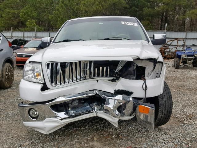 5LTPW16546FJ13782 - 2006 LINCOLN MARK LT WHITE photo 9