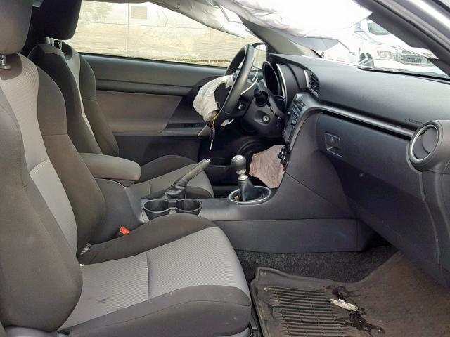 JTKJF5C76E3075390 - 2014 TOYOTA SCION TC GRAY photo 5