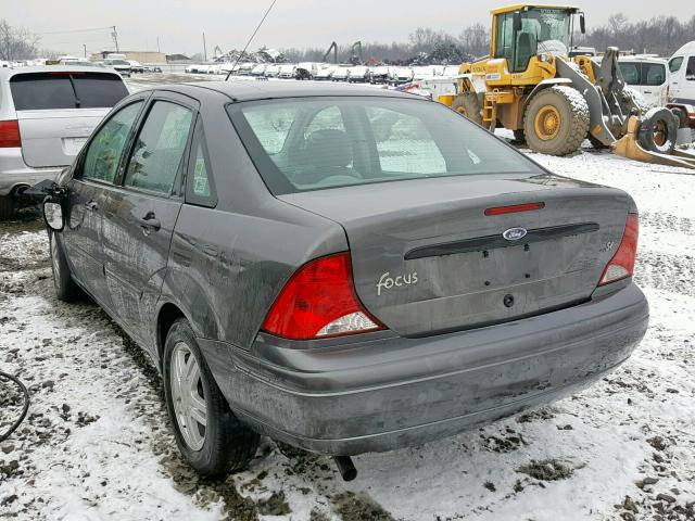 1FAFP34383W258768 - 2003 FORD FOCUS SE C GRAY photo 3