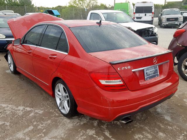 WDDGF4HB0DR286594 - 2013 MERCEDES-BENZ C 250 RED photo 3