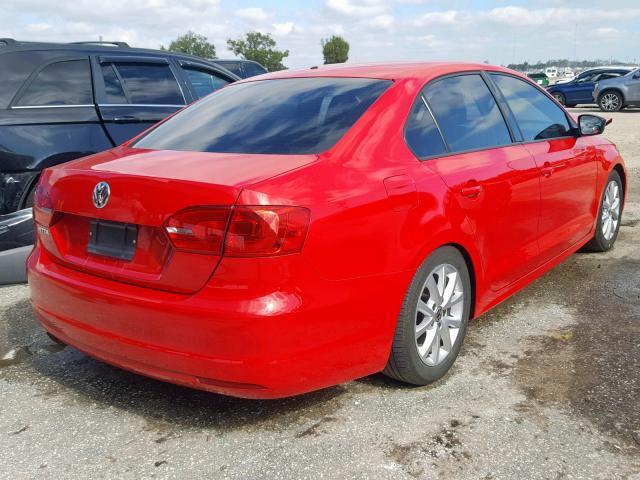 3VW1K7AJ6CM388476 - 2012 VOLKSWAGEN JETTA BASE RED photo 4