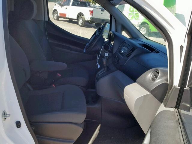 3N63M0YN3HK692709 - 2017 CHEVROLET CITY EXPRE WHITE photo 5