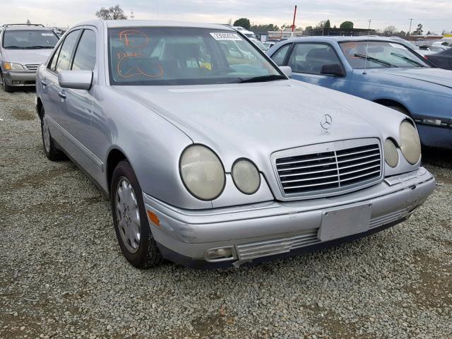 WDBJF65H6XA731751 - 1999 MERCEDES-BENZ E 320 SILVER photo 1