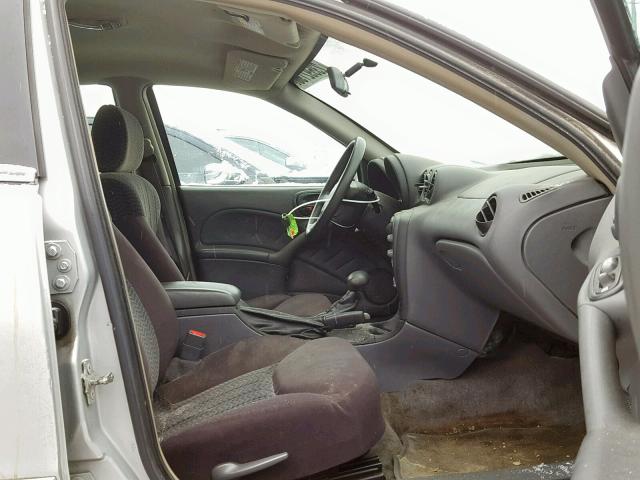 1G2NE52F54M680745 - 2004 PONTIAC GRAND AM S 银色 照片 5