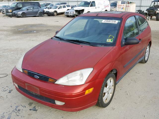 3FAHP31381R139891 - 2001 FORD FOCUS ZX3 RED photo 2