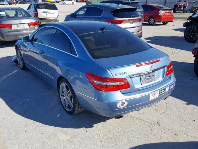 WDDKJ5KB9CF141710 - 2012 MERCEDES-BENZ E 350 BLUE photo 3