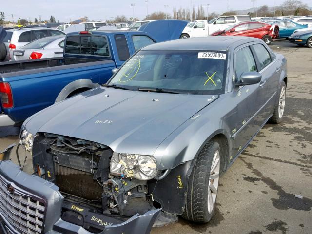 2C3LA73W36H330243 - 2006 CHRYSLER 300C SRT-8 GRAY photo 2