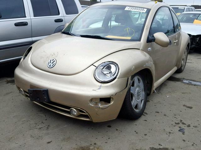 3VWCK21C31M472197 - 2001 VOLKSWAGEN NEW BEETLE Gold Foto 2