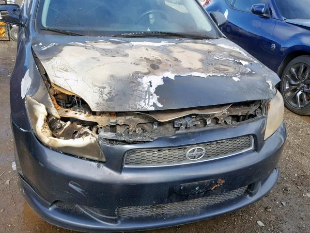 JTKDE177260138796 - 2006 TOYOTA SCION TC ნაცრისფერი ფოტო 9