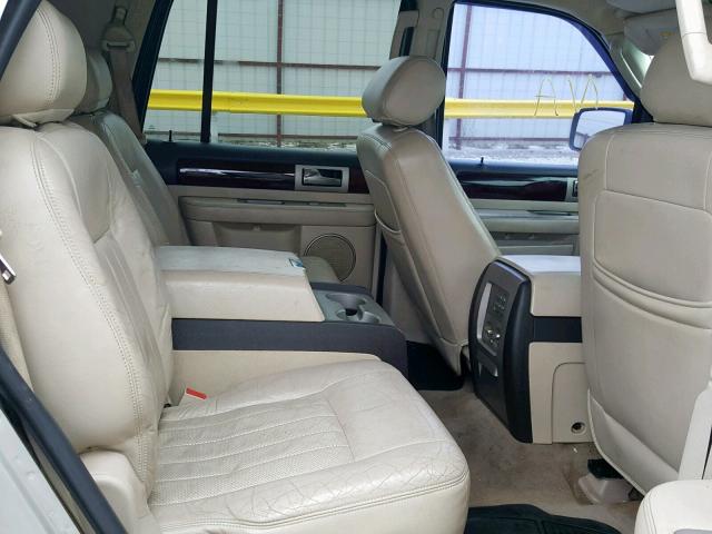 5LMFU27R53LJ04803 - 2003 LINCOLN NAVIGATOR 银色 照片 6