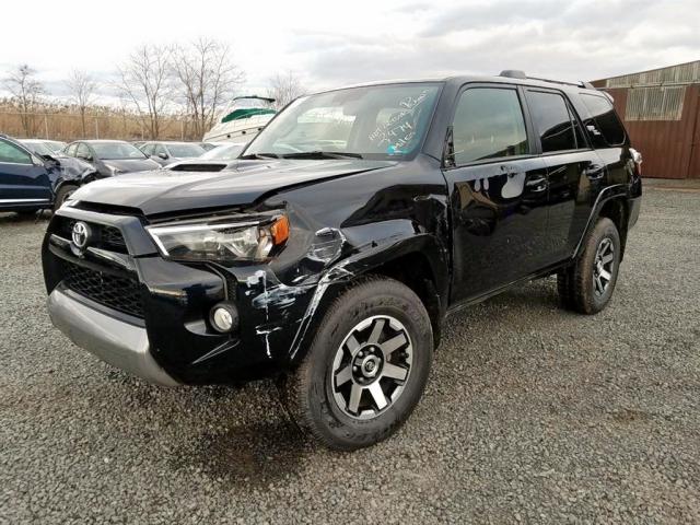 JTEBU5JR0H5463337 - 2017 TOYOTA 4RUNNER SR 黑色 照片 2
