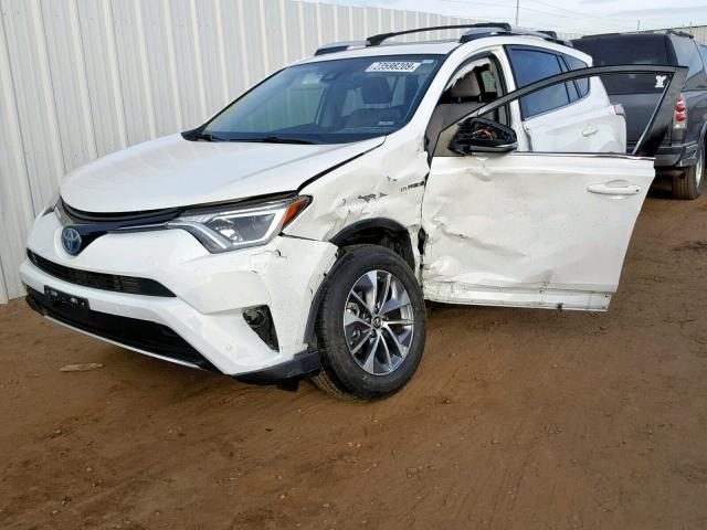 JTMRJREV5GD048383 - 2016 TOYOTA RAV4 HV XL WHITE photo 2