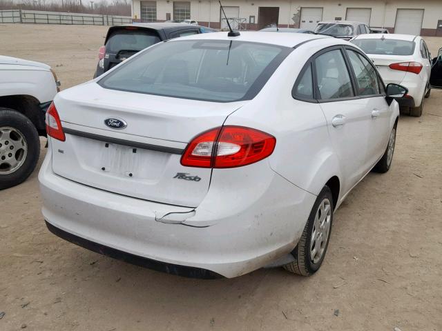 3FADP4BJ5DM207471 - 2013 FORD FIESTA SE WHITE photo 4