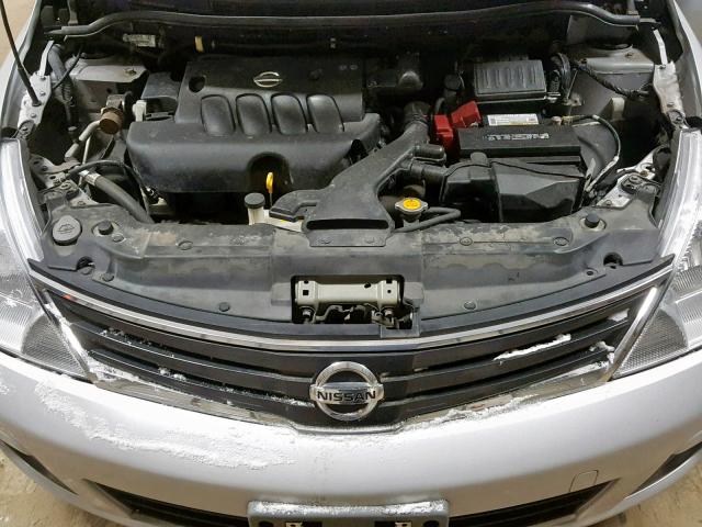 3N1BC1AP9BL380711 - 2011 NISSAN VERSA S SILVER photo 7