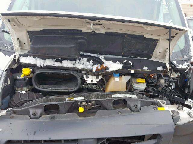 3C6URVHGXFE505007 - 2015 RAM PROMASTER თეთრი ფოტო 7