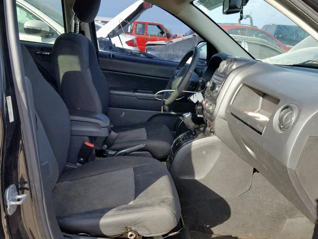 1C4NJCBA6CD580216 - 2012 JEEP COMPASS SP შავი ფოტო 5