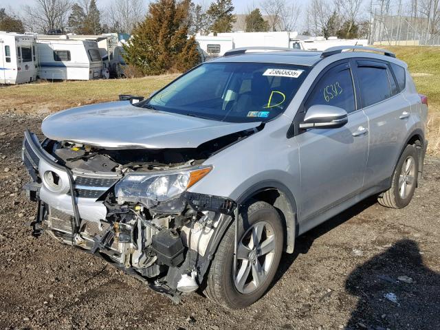 2T3RFREV0EW153351 - 2014 TOYOTA RAV4 XLE SILVER photo 2