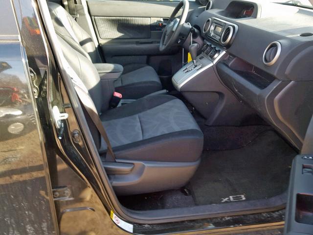 JTLZE4FE2B1127563 - 2011 TOYOTA SCION XB BLACK photo 5