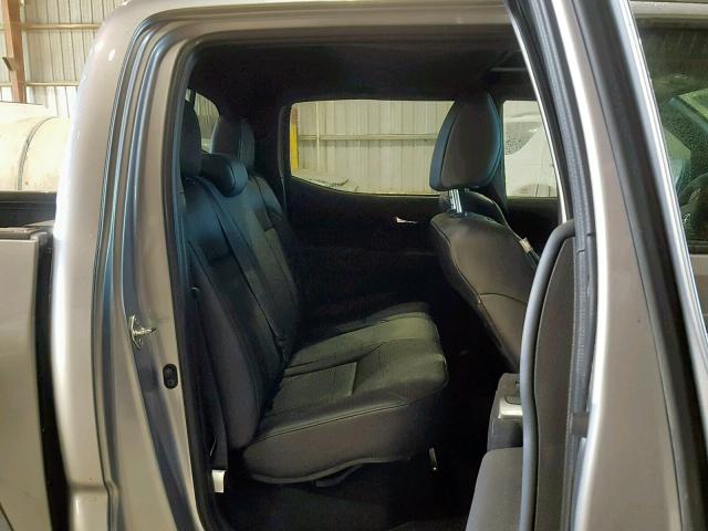 5TFCZ5AN5JX151211 - 2018 TOYOTA TACOMA DOU ვერცხლისფერი ფოტო 6