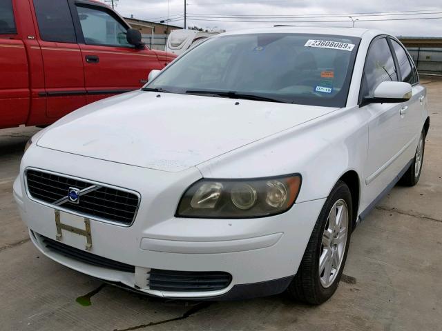 YV1MS382962195042 - 2006 VOLVO S40 2.4I WHITE photo 2