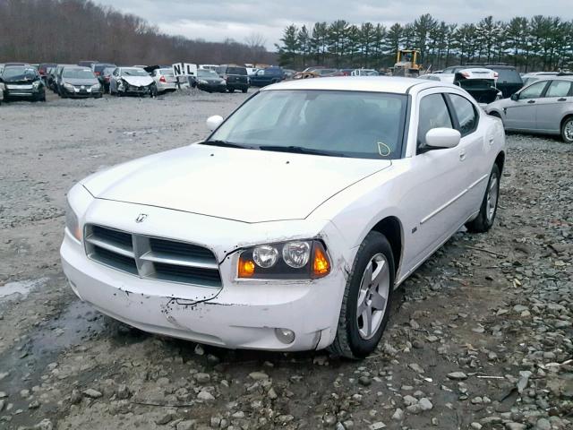 2B3CA3CV5AH285814 - 2010 DODGE CHARGER SX WHITE photo 2