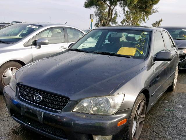 JTHBD192930077069 - 2003 LEXUS IS 300 SILVER photo 2