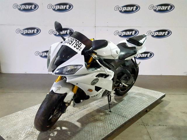 JYARJ16Y8FA009261 - 2015 YAMAHA YZFR6 C WHITE photo 2