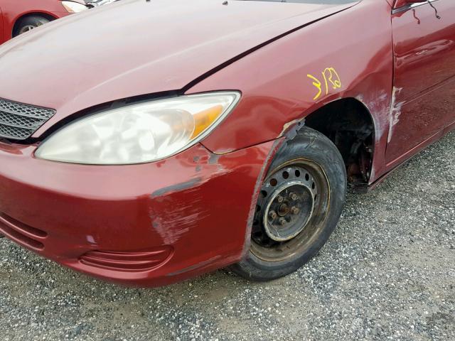 4T1BE32K12U083066 - 2002 TOYOTA CAMRY LE RED photo 9