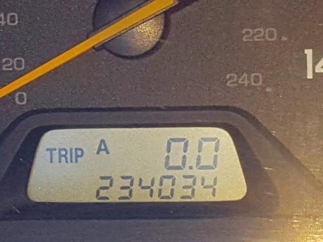 1HGCG1651YA031962 - 2000 HONDA ACCORD EX შავი ფოტო 8