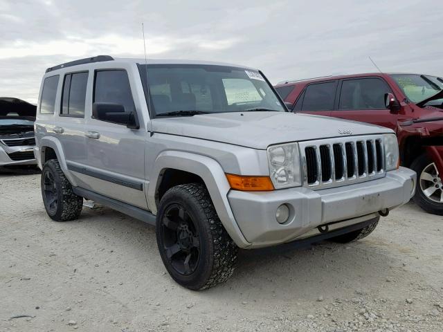1J8HG48K58C149535 - 2008 JEEP COMMANDER SILVER photo 1