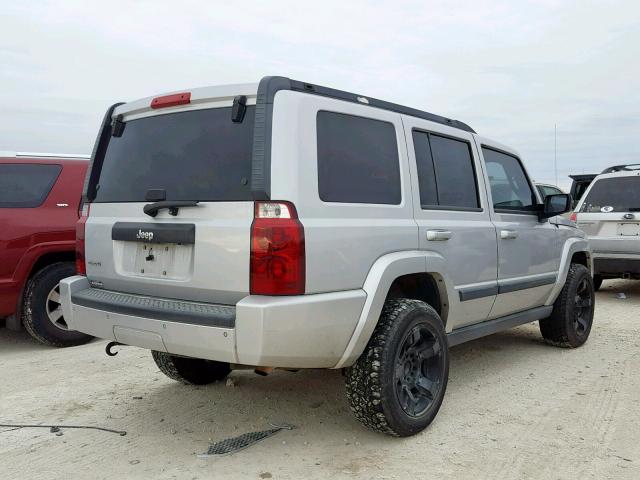 1J8HG48K58C149535 - 2008 JEEP COMMANDER SILVER photo 4