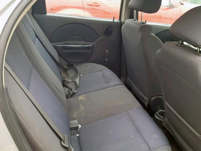 KL1TD56686B582749 - 2006 CHEVROLET AVEO BASE Күміс фото 6