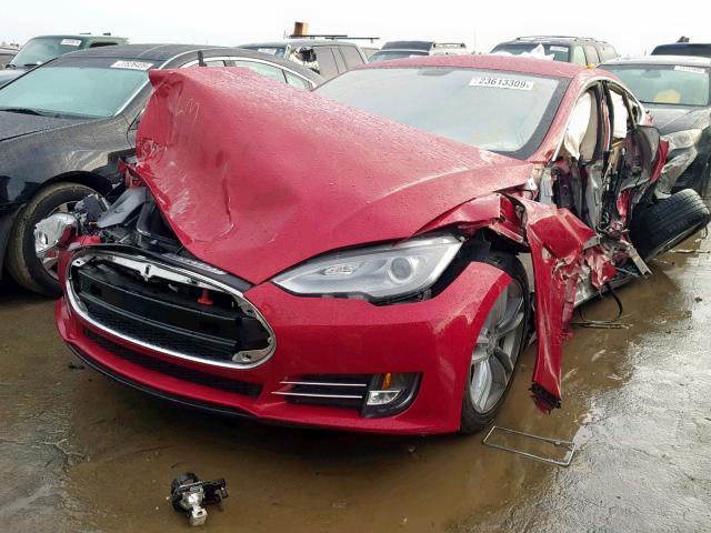 5YJSA1DN3DFP08381 - 2013 TESLA MODEL S RED photo 2