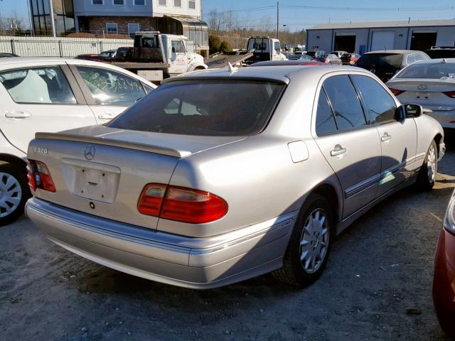 WDBJF65J82B454302 - 2002 MERCEDES-BENZ E 320 GRAY photo 4