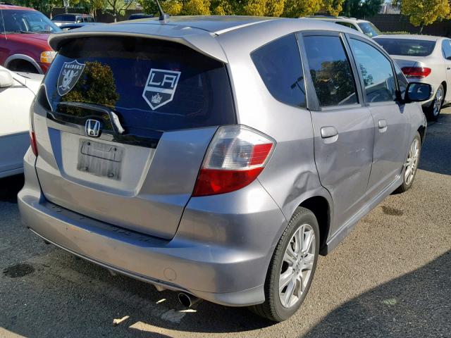 JHMGE88459S047837 - 2009 HONDA FIT SPORT GRAY photo 4