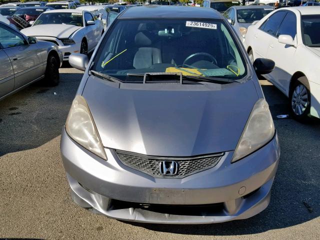 JHMGE88459S047837 - 2009 HONDA FIT SPORT GRAY photo 9