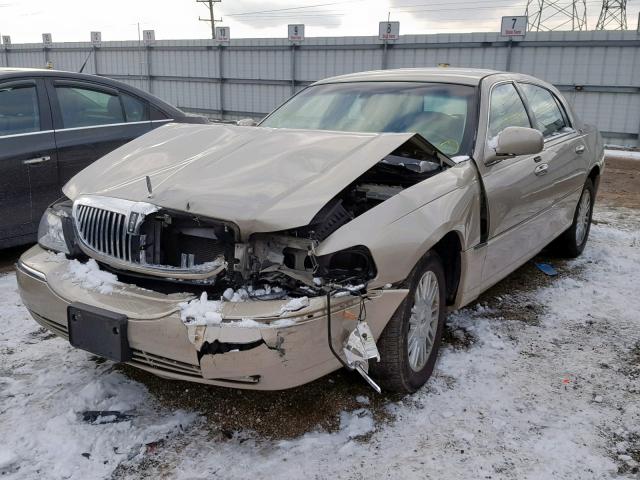 2LNHM82V49X601288 - 2009 LINCOLN TOWN CAR S BEIGE photo 2