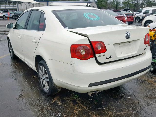 3VWRF71K86M709504 - 2006 VOLKSWAGEN JETTA 2.5 WHITE photo 3