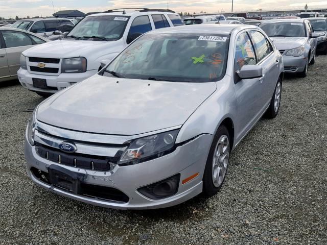 3FAHP0GA4CR259940 - 2012 FORD FUSION S SILVER photo 2