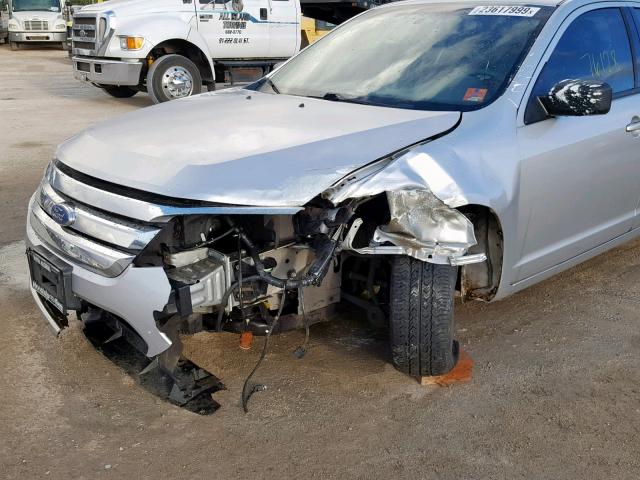 3FAHP0GA0CR259921 - 2012 FORD FUSION S SILVER photo 9