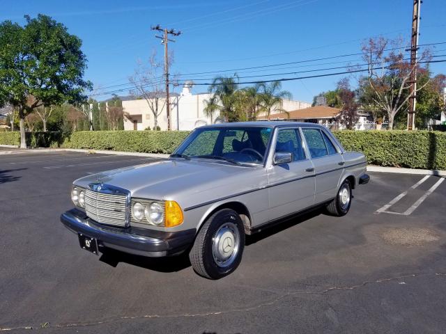 00012313012112029 - 1979 MERCEDES-BENZ 300D SILVER photo 1