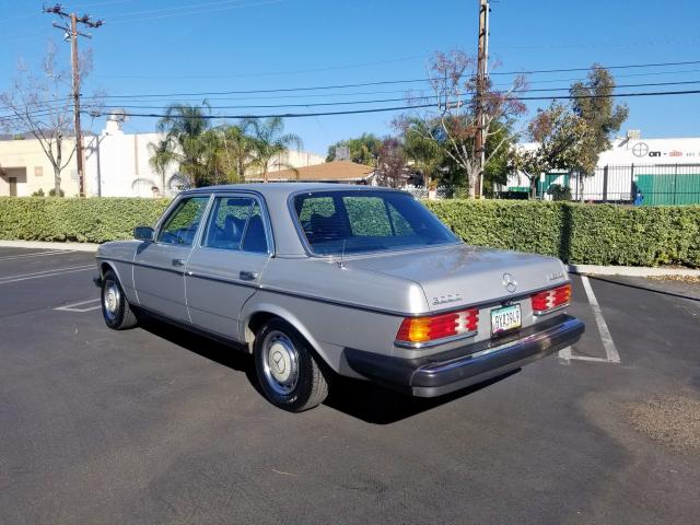 00012313012112029 - 1979 MERCEDES-BENZ 300D SILVER photo 6