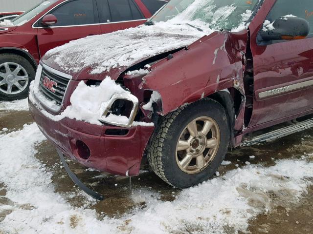 1GKDT13S722417932 - 2002 GMC ENVOY MAROON photo 9