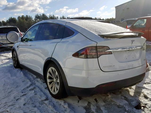 5YJXCBE21JF088457 - 2018 TESLA MODEL X WHITE photo 3