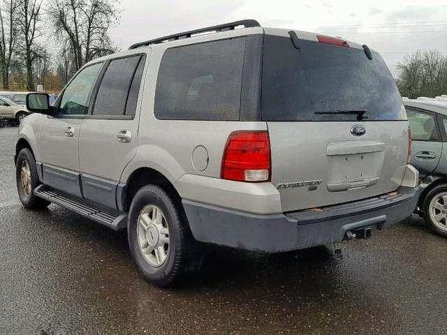 1FMPU16575LA50519 - 2005 FORD EXPEDITION SILVER photo 3
