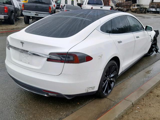 5YJSA1DN3CFP02837 - 2012 TESLA MODEL S WHITE photo 4