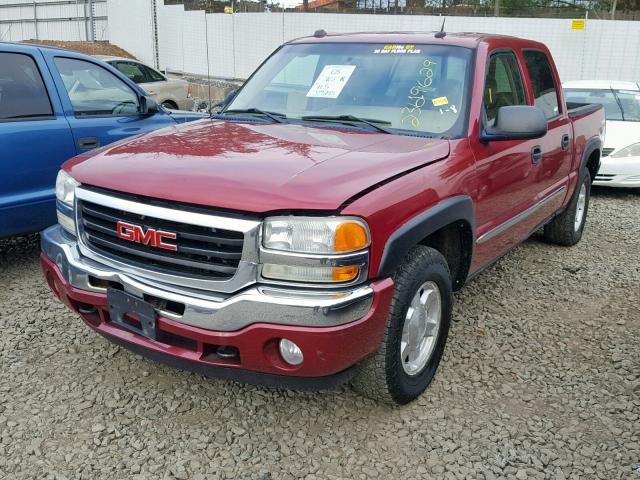 2GTEK13T951379295 - 2005 GMC NEW SIERRA RED photo 2