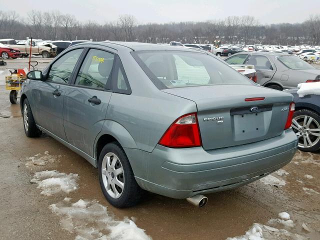 1FAFP34N65W294303 - 2005 FORD FOCUS ZX4 BLUE photo 3