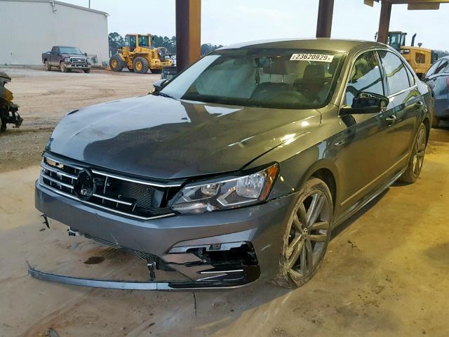1VWDT7A31HC000512 - 2017 VOLKSWAGEN PASSAT R-L 灰色 照片 2