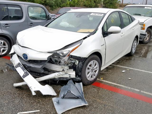 JTDKBRFU2H3546147 - 2017 TOYOTA PRIUS WHITE photo 2